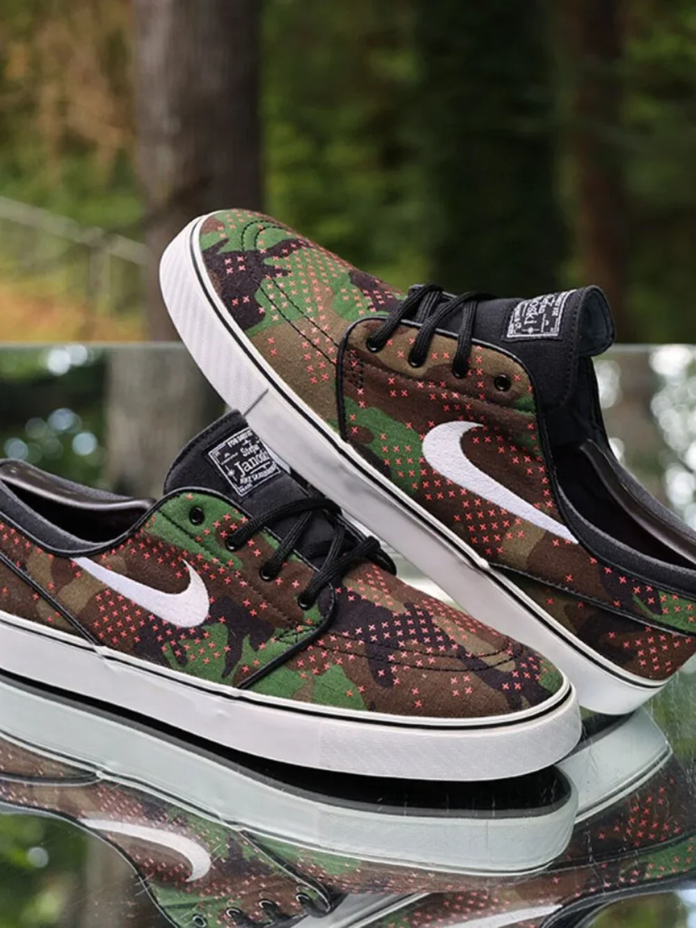Nike Zoom Stefan Janoski Canvas Camo Polka Dot